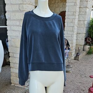 Lululemon Softstreme Perfectly Oversized Cropped Crew Size 10 Grey Blue  READ